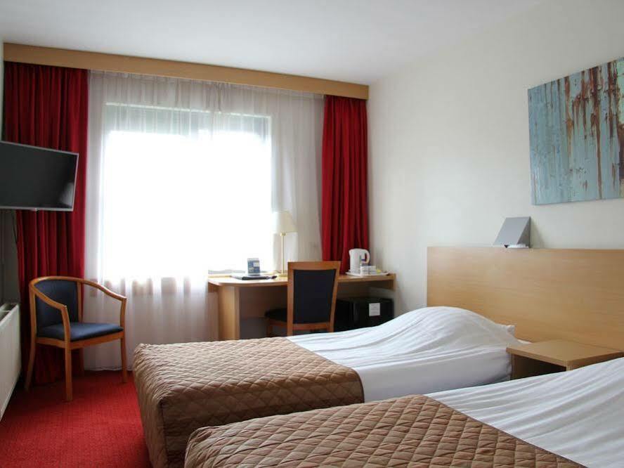 Bastion Hotel Dordrecht Papendrecht מראה חיצוני תמונה